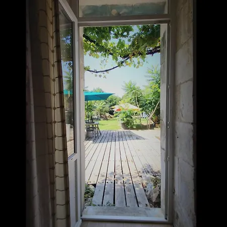 Les Du Nid Charentais La Poterie (Charente)