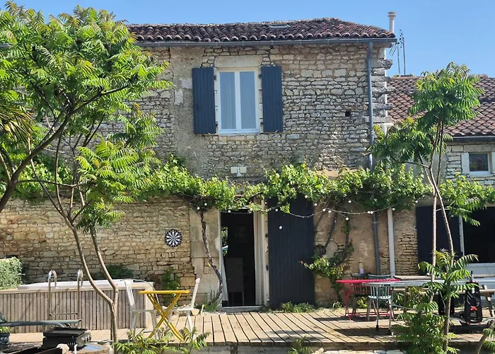 Les Du Nid Charentais Landhaus La Poterie (Charente)